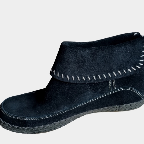 Ugg Varney black moccasins boho ankle booties size 7 - Picture 4 of 9
